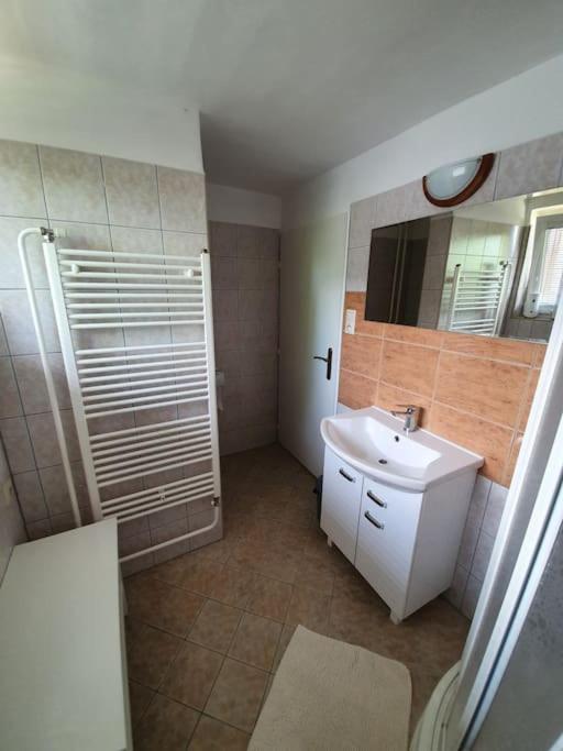 Chata Damal Pri Liptovskej Mare Liptovska Sielnica Exterior photo